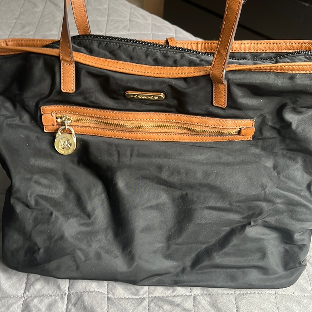 Michael Kors Black & Brown Shoulder Bag